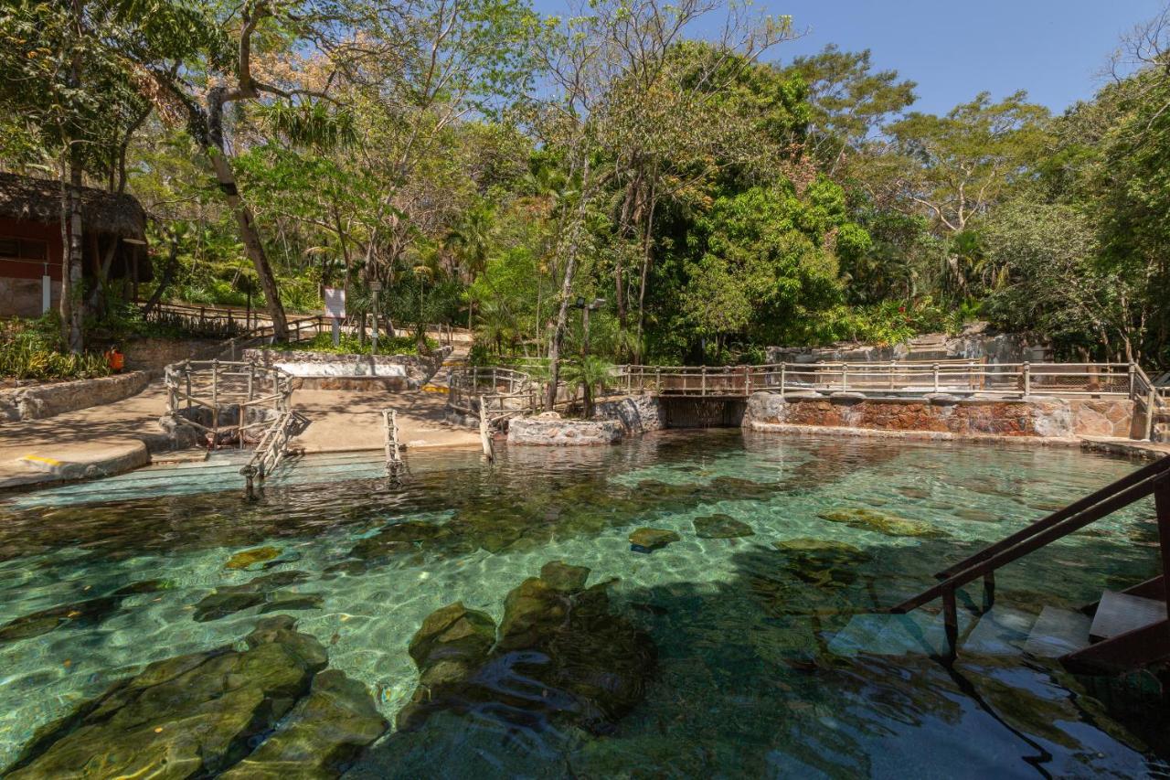 Rio Quente Resorts - Hotel Luupi Exterior photo